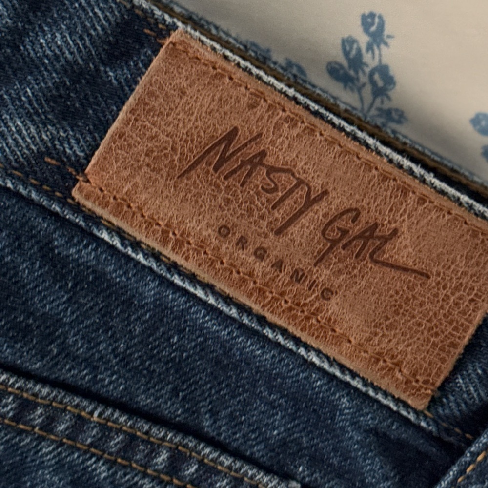 Nasty Gal Organic Petite Straight Leg dark blue wash Jeans Size 0 (26)